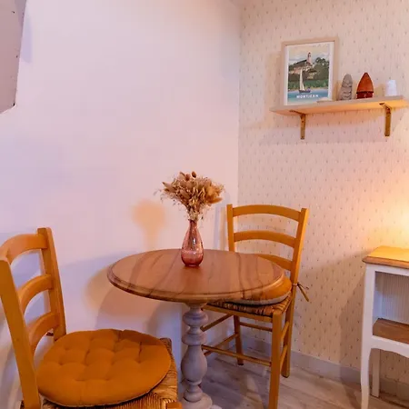 D'ha'tes Avec Vue Sur Loire - Fr-1-622-127 Bed & Breakfast